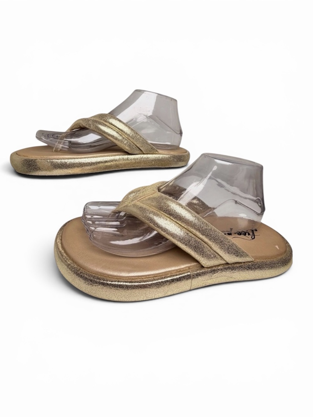 Free People Wonderland Gold Metallic Leather Thong‎ Sandals Womens 9
